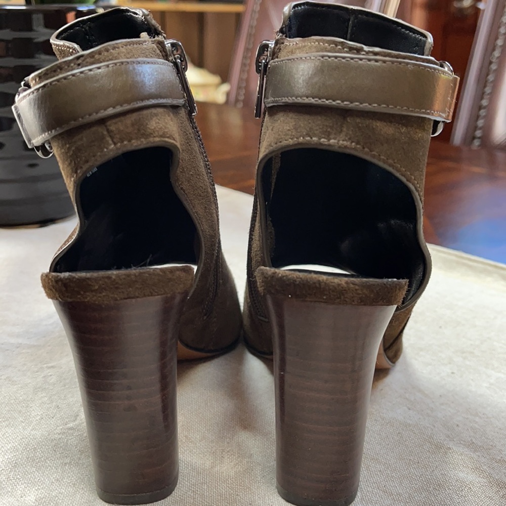 COACH Open Toes Shoes - Picture 2 of 6